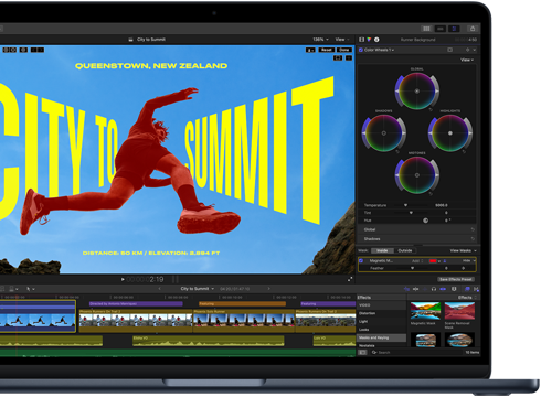 لقطة جزئية لشاشة MacBook Air، تعرض تعديل فيديو لإبراز قدرات شريحة M5
