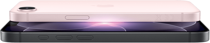 جهاز iPhone&nbsp;17e، الجهة الجانبية والجزء الخارجي الخلفي في الوضع الأفقي، لون زهري ناعم، جهاز iPhone&nbsp;17e، الجهة الجانبية والجزء الخارجي الأمامي في الوضع الأفقي، لون أسود